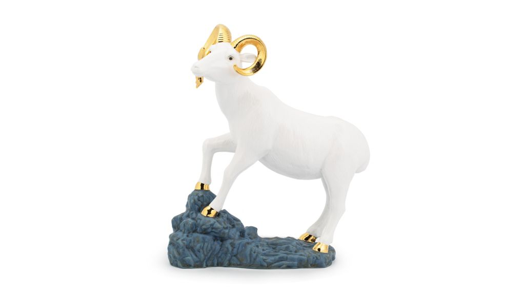Tượng Dê 34 cm - Trang trí vàng 24k