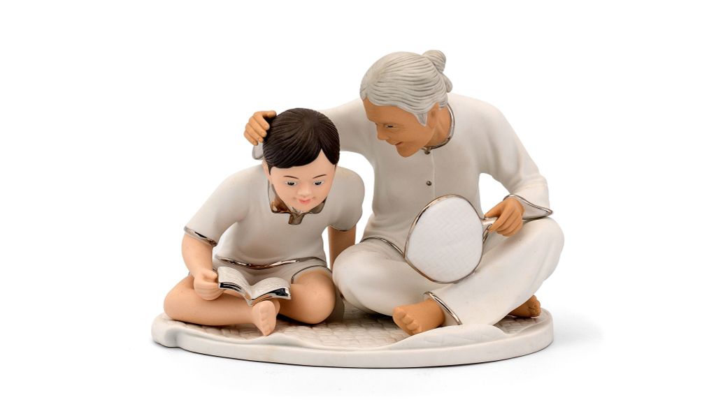 Tình Bà Cháu Nam - Màu
