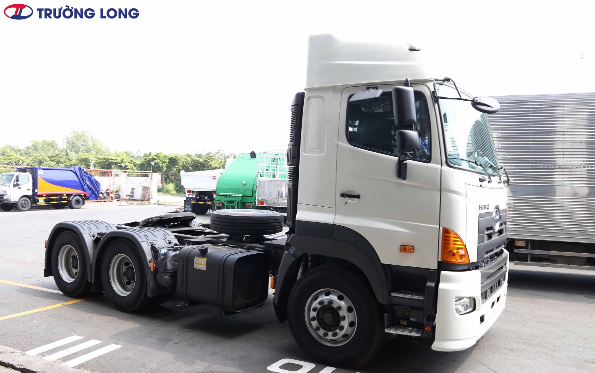 Xe Đầu Kéo Hino 700 Series - SS2P 6X4 - 420PS