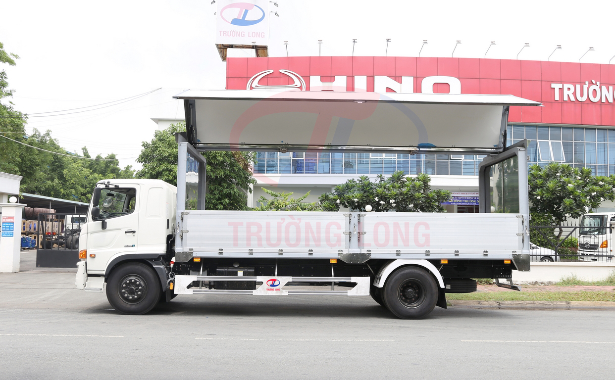 Xe Tải Hino 8 Tấn Thùng Cánh Dơi