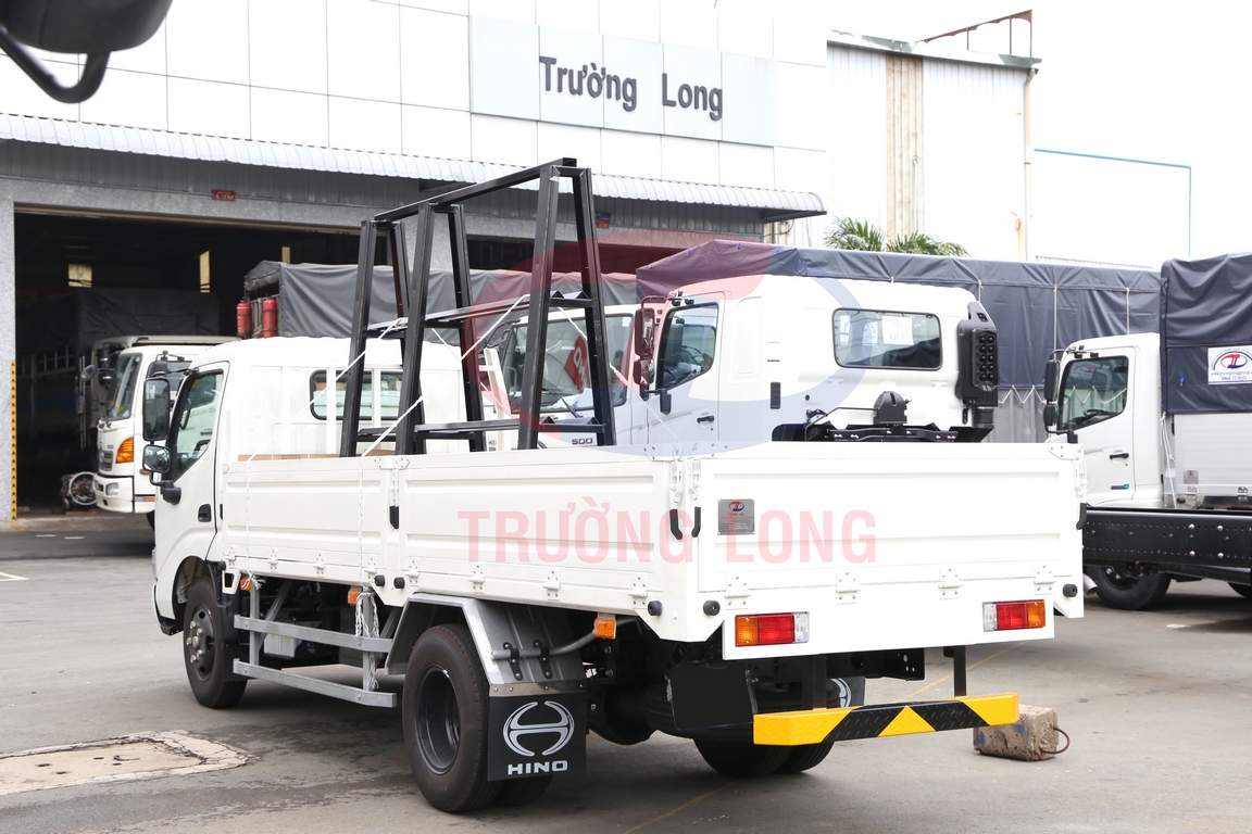 Xe Tải Hino 5 Tấn Thùng Lửng