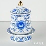 Chóe sứ TQ Sen nổi trắng xanh