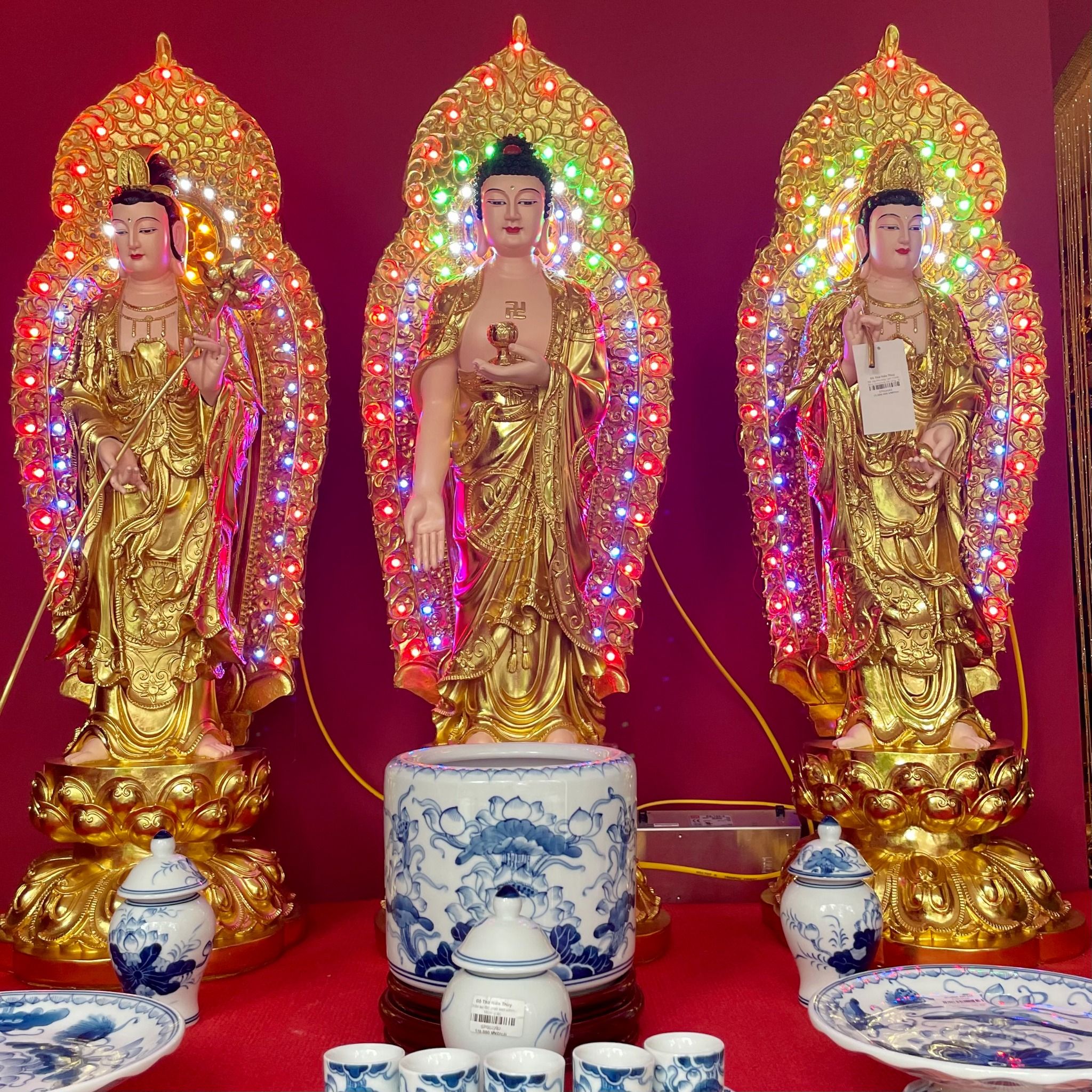 Bộ Tây Phương Tam Thánh đứng composite dát vàng