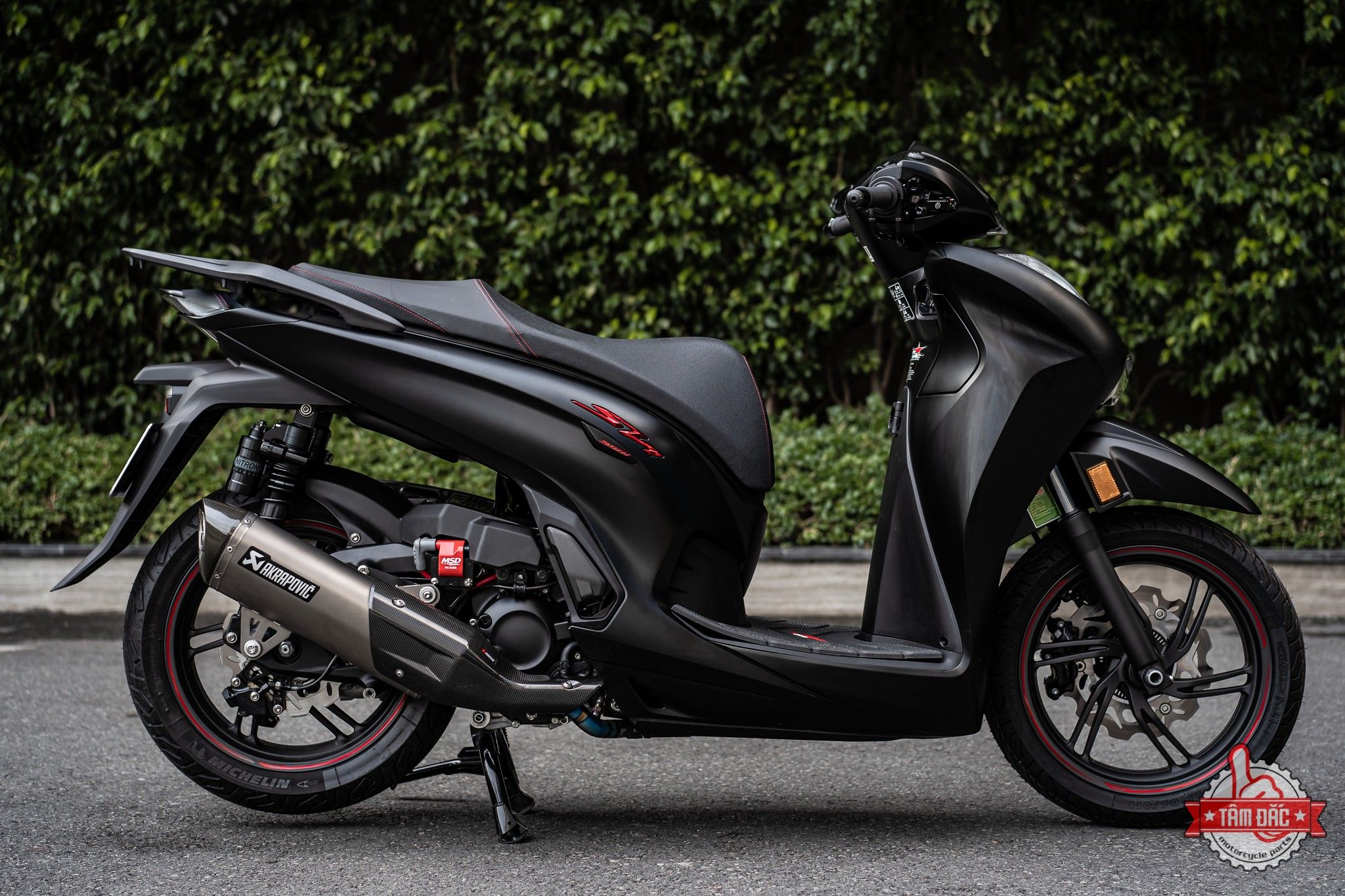Phuộc Nitron R3 Full Đen DLC Edition cho SH350i / SH300i