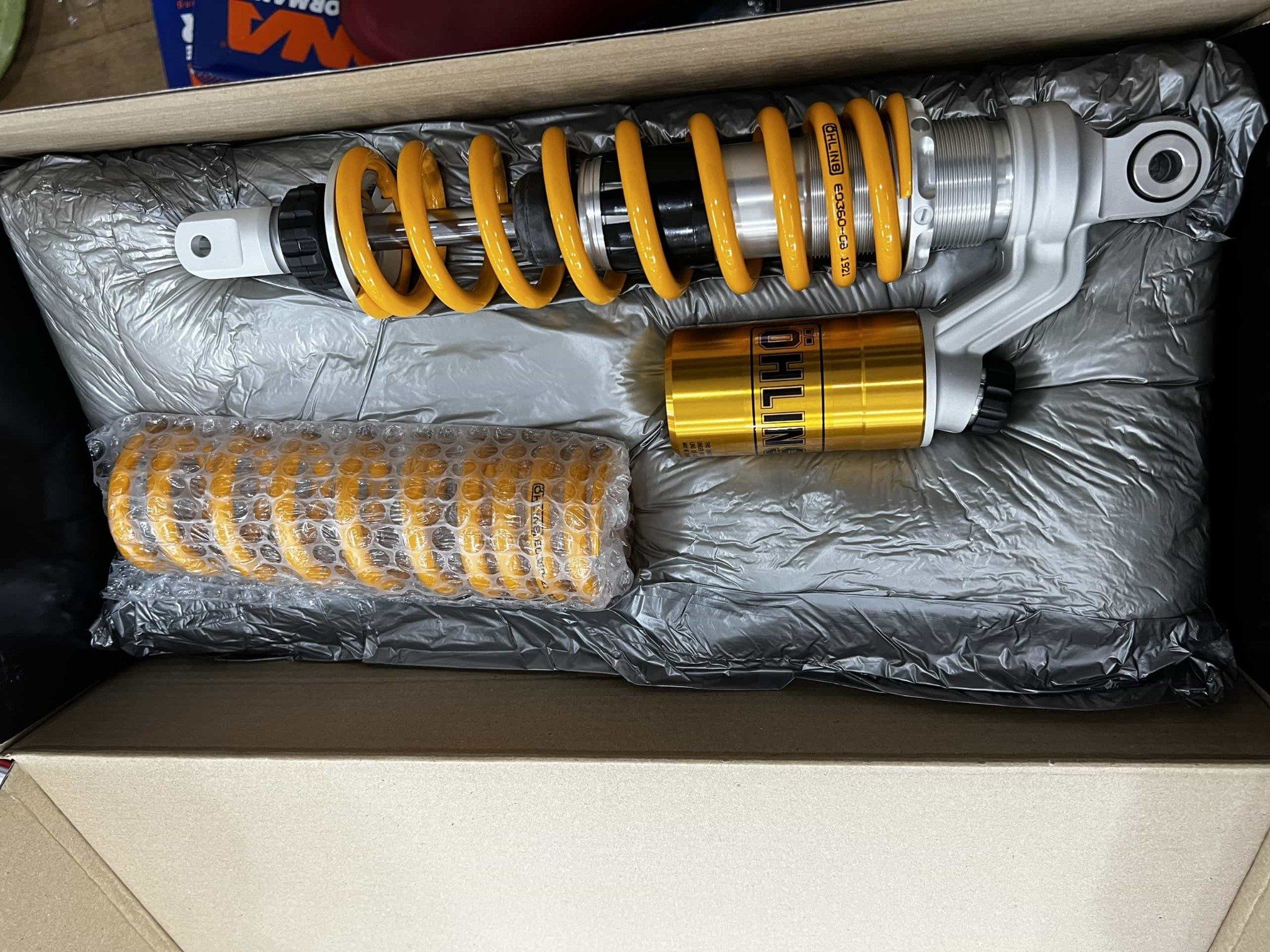 Phuộc Ohlins HO231 cho Vario / Click 160
