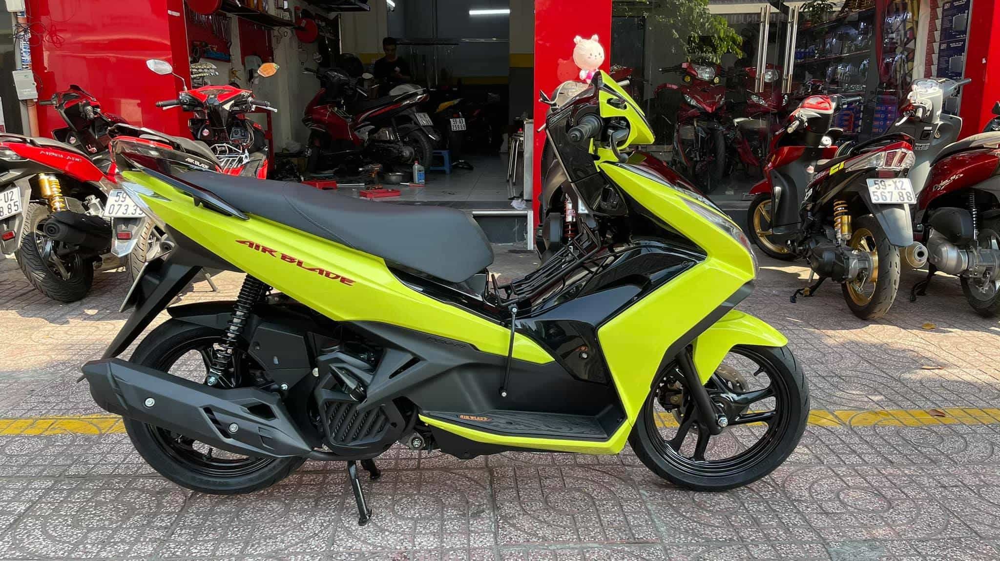 Sơn dàn áo xe Air Blade / AB