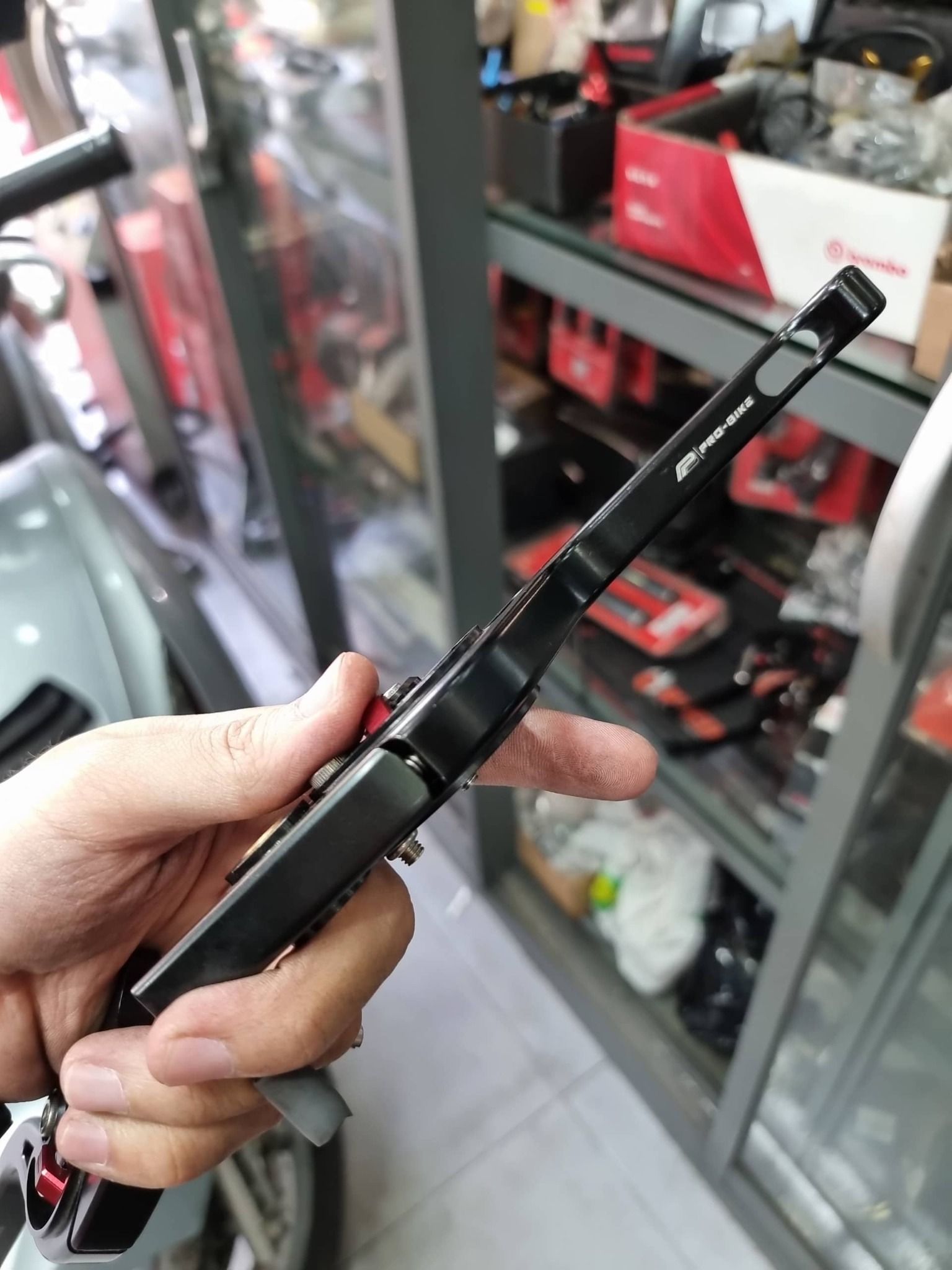 Tay thắng K-RED cho SH - 1 cặp