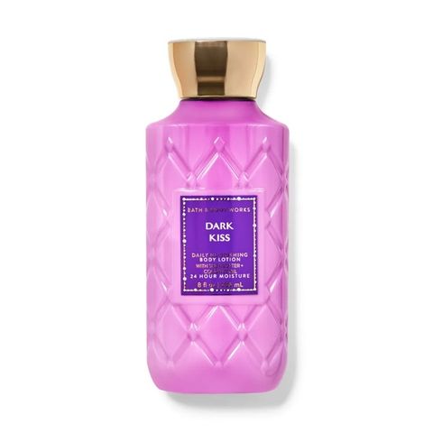 Sữa dưỡng thể Bath & Body Works Body Lotion DARK KISS 236mL