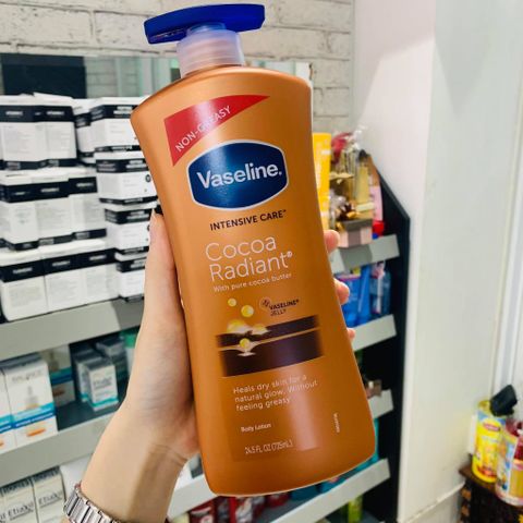 Sữa dưỡng thể Vaseline Total Moisture Cocoaglow Lotion 725mL | NÂU