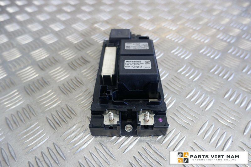 Hộp điều khiển xạc pin Hybrid Toyota Prius 2006 - 2012. Hàng tháo xe US còn 90% đặt 18 ngày. Mã G92Z147020, G92Z1-47020