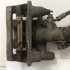 Cụm phanh sau Ford Laser 1.8 RH tháo xe BK1T 26610XA