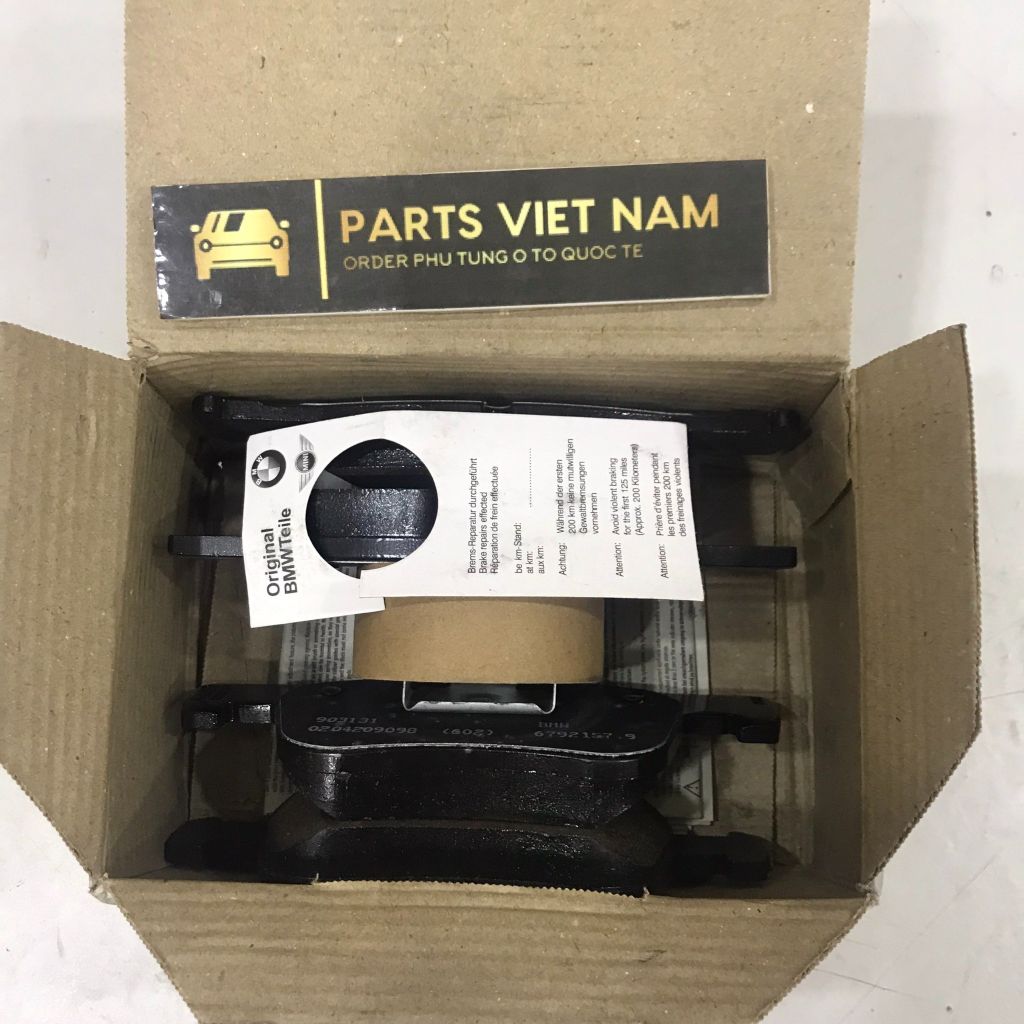 Má phanh trước BMW 318i, 320i, F30, F35, F80 hàng Oem 34116850568 13046038662