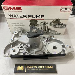 Bơm nước Mazda 323, Ford Laser đời 2001 - 2005 máy 1.6. Hàng GMB Japan 8ABB-15-010, 8ABB15010, ZL0115010A, ZL01-15-010A, GWMZ-39A.