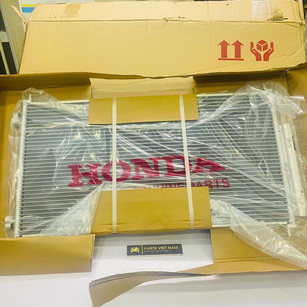 Giàn hoặc dàn nóng Honda CRV 2.4 đời 2007 - 2012. Hàng Honda. Mã 80110SWAA01, 80110-SWA-A01