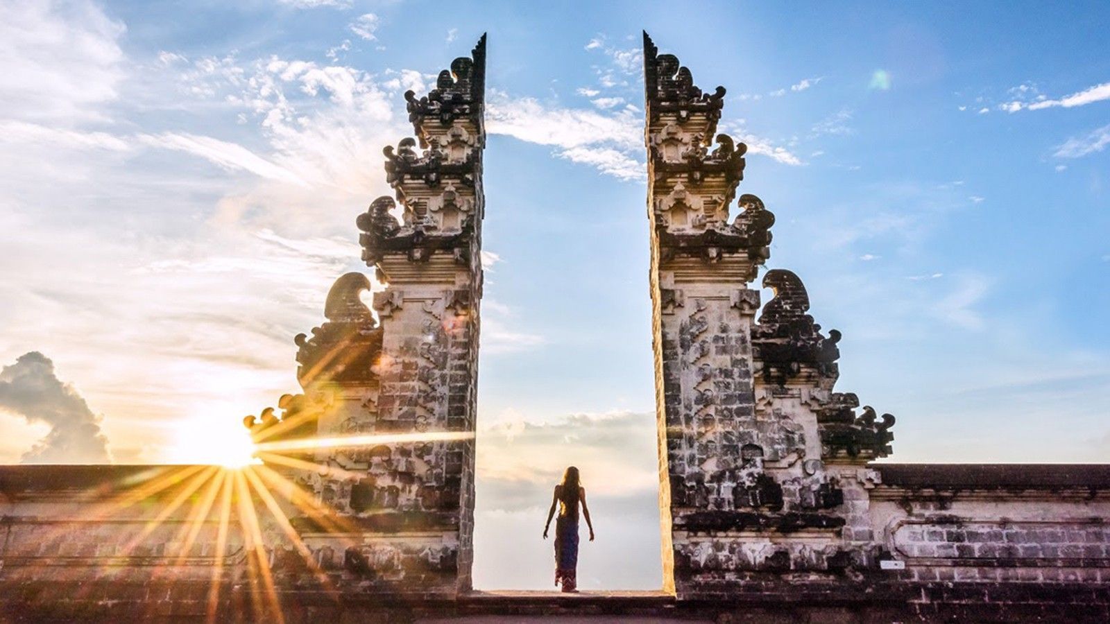 BALI - NÚI LỬA KINTAMANI – ĐỀN TANAH LOT – MASSAGE BALINESE CỔNG TRỜI HANDARA – BALI SWING – ĐỀN NƯỚC ULUN DANU 4N3D