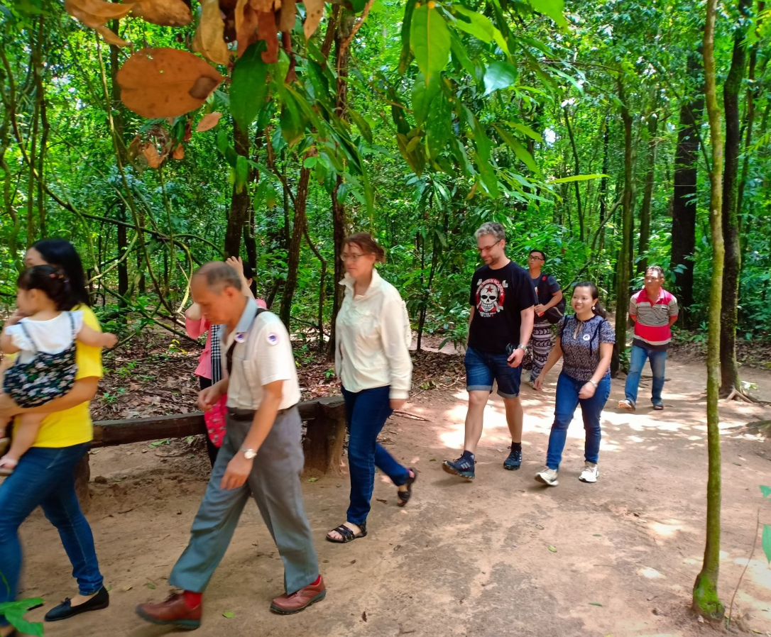 TOUR CỦ CHI NỬA NGÀY