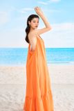  SS23 ĐẦM MAXI ORANGE BLING 