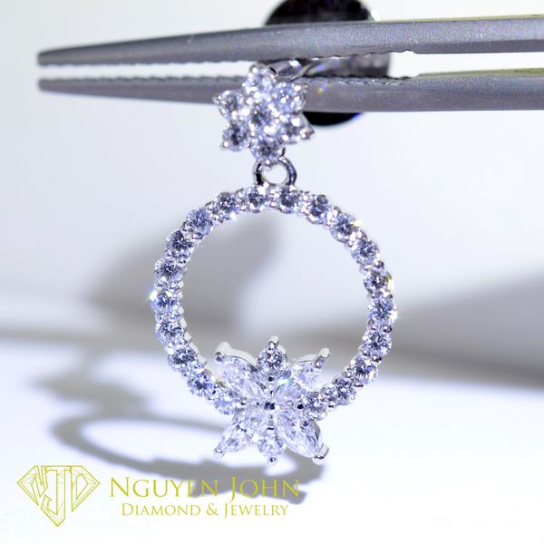  MARQUISE DIAMOND EARRINGS (BÔNG TAI KIM CƯƠNG MARQUISE) 