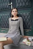  Váy ôm họa tiết houndstooth 