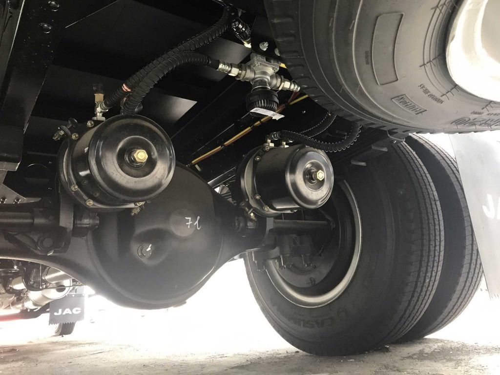 XE TẢI JAC 3T5 THÙNG 5,2 MÉT ĐỘNG CƠ ĐỨC