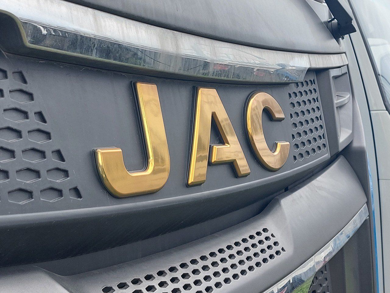 XE TẢI JAC A5 9.1 TẤN THÙNG DÀI 8.3 MÉT