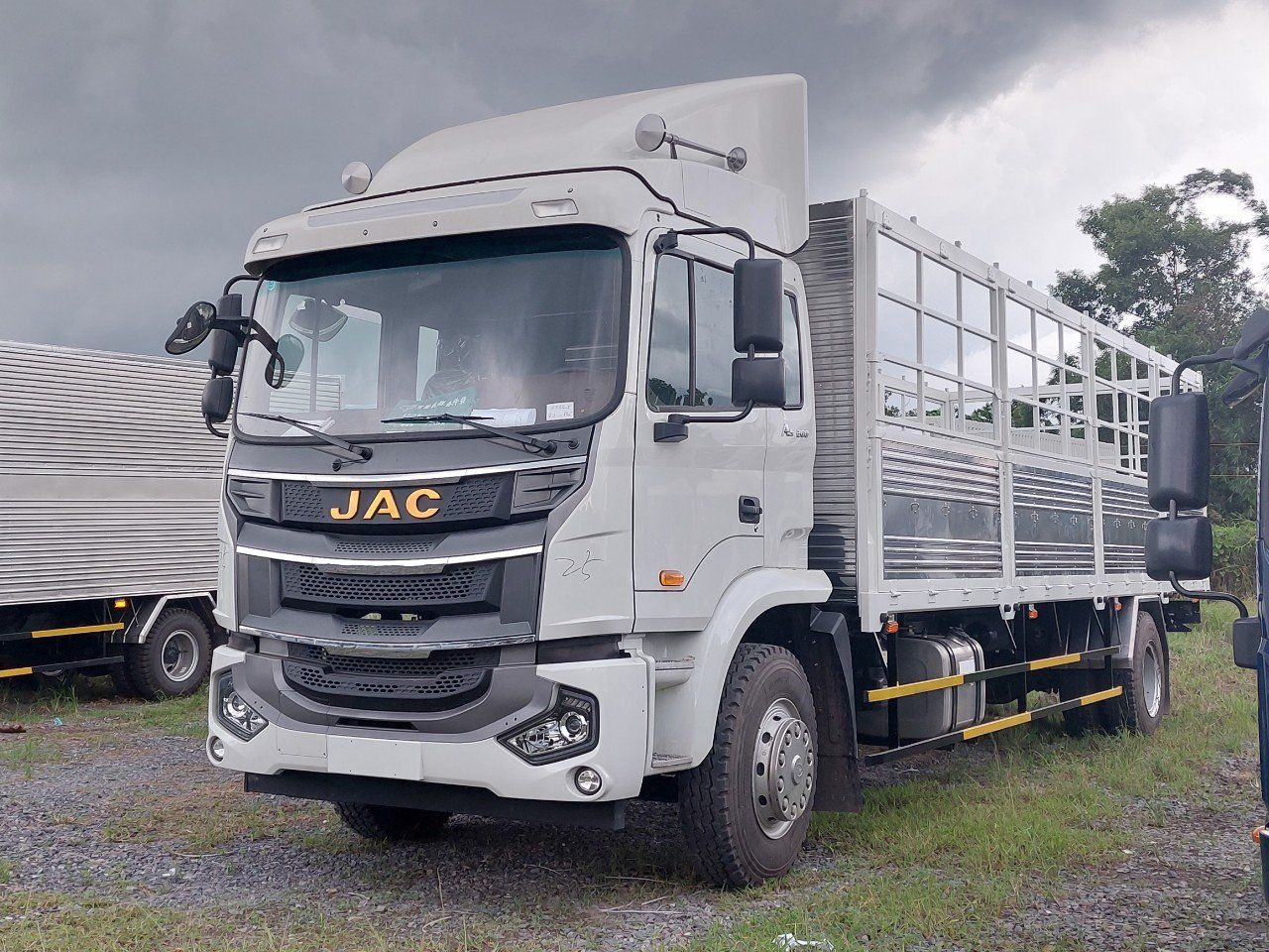 XE TẢI JAC A5 9.1 TẤN THÙNG DÀI 8.3 MÉT