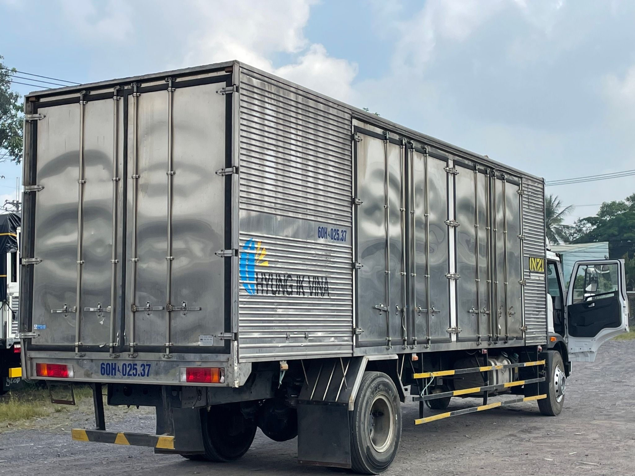 XE CŨ - GP 8.1 TẤN THÙNG KÍN 8.2M ĐỜI 2021 (ĐÃ BÁN)