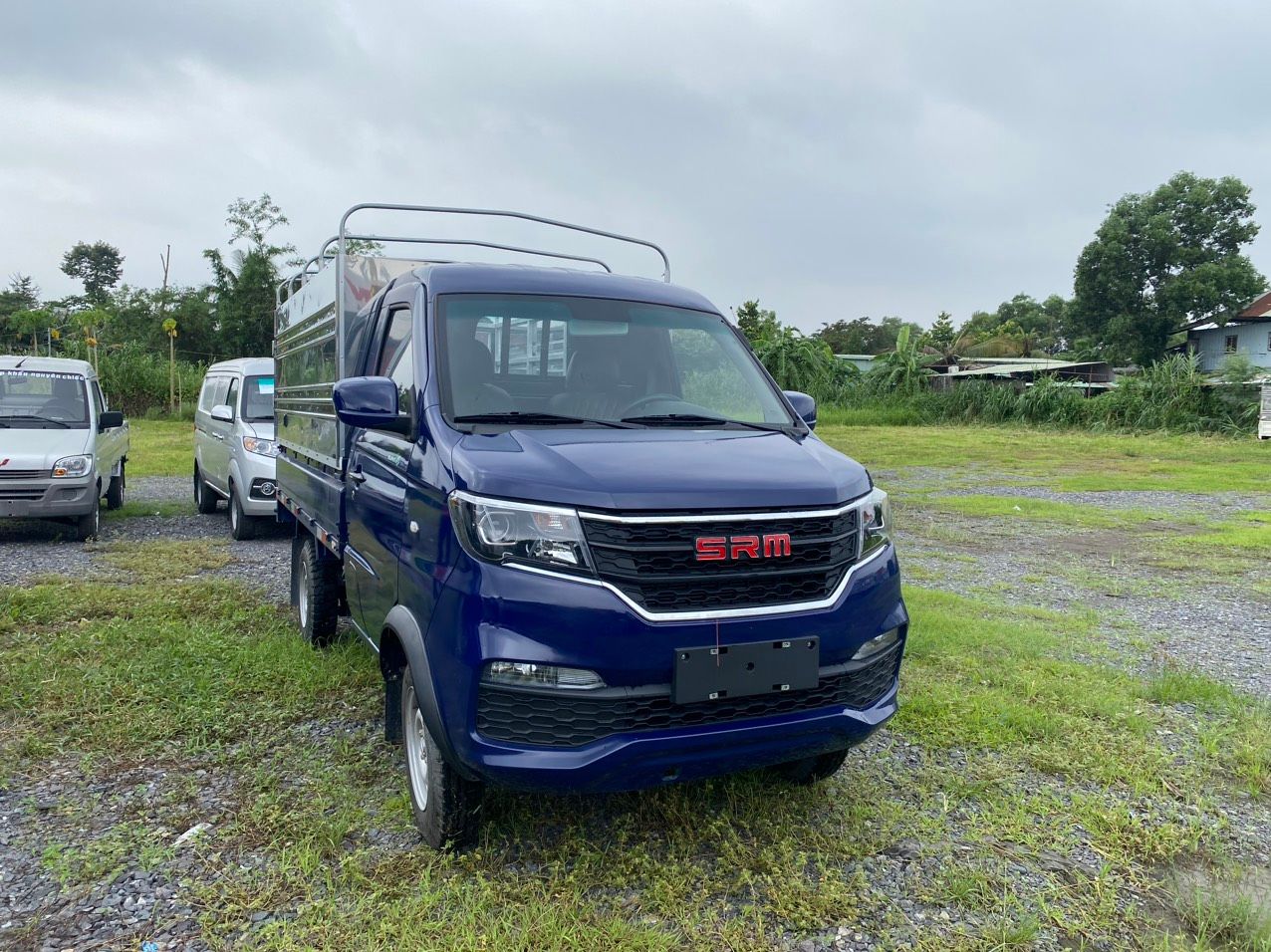 XE TẢI SRM T20 930KG THÙNG BẠT 2.7M
