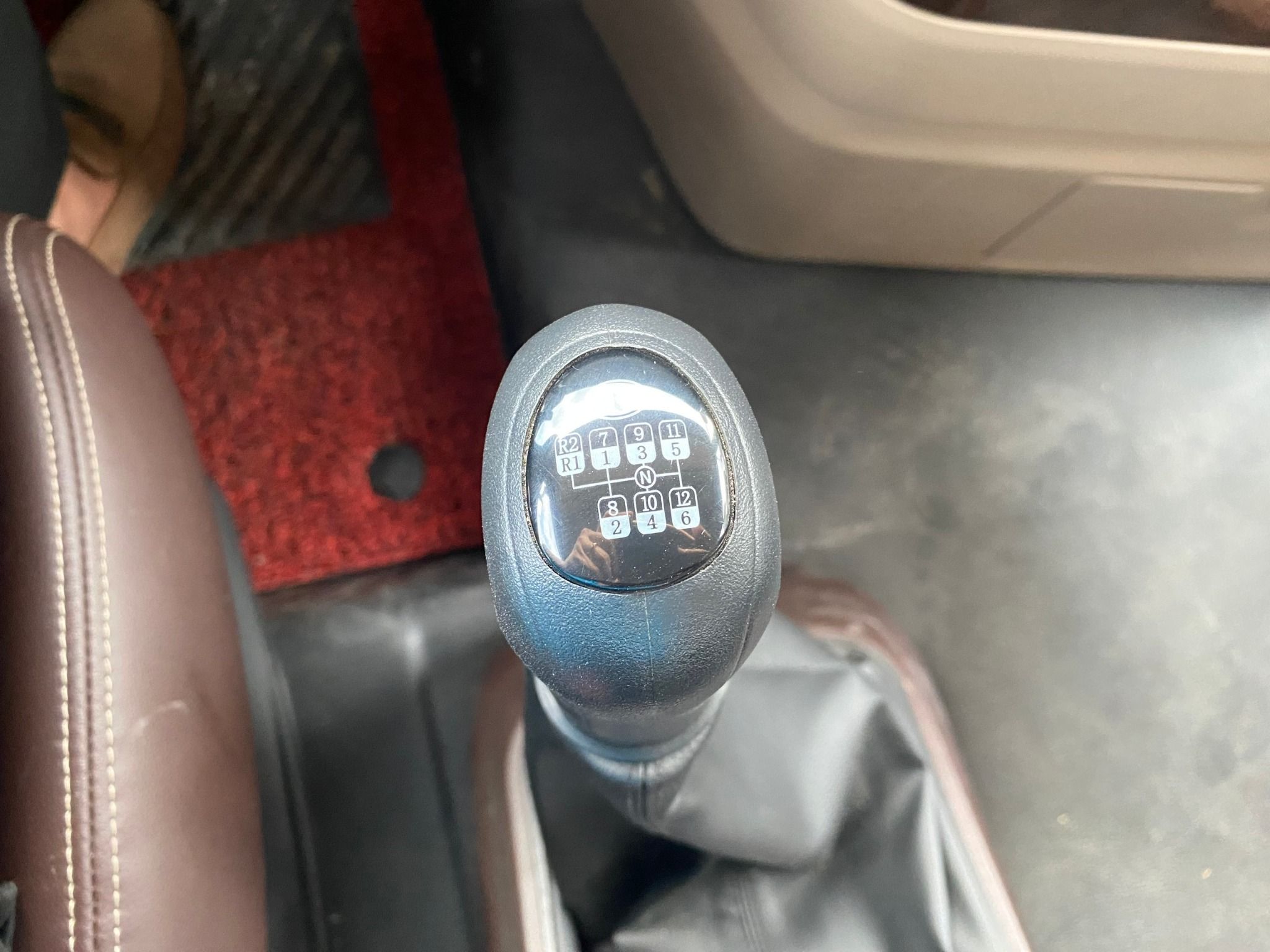 ĐẦU KÉO FAW JH6 430HP (2 CẦU) SỨC KÉO 38,5 TẤN