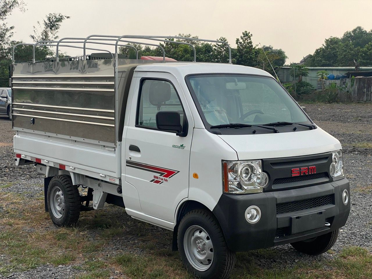 XE TẢI SRM 990KG THÙNG MUI BẠT