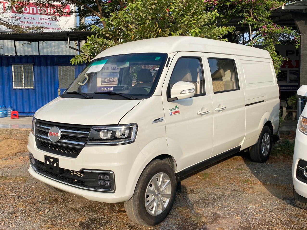 (New) XE VAN SRM868-V5 5 CHỖ NGỒI 760KG (TIỆN NGHI NHƯ XE HƠI)