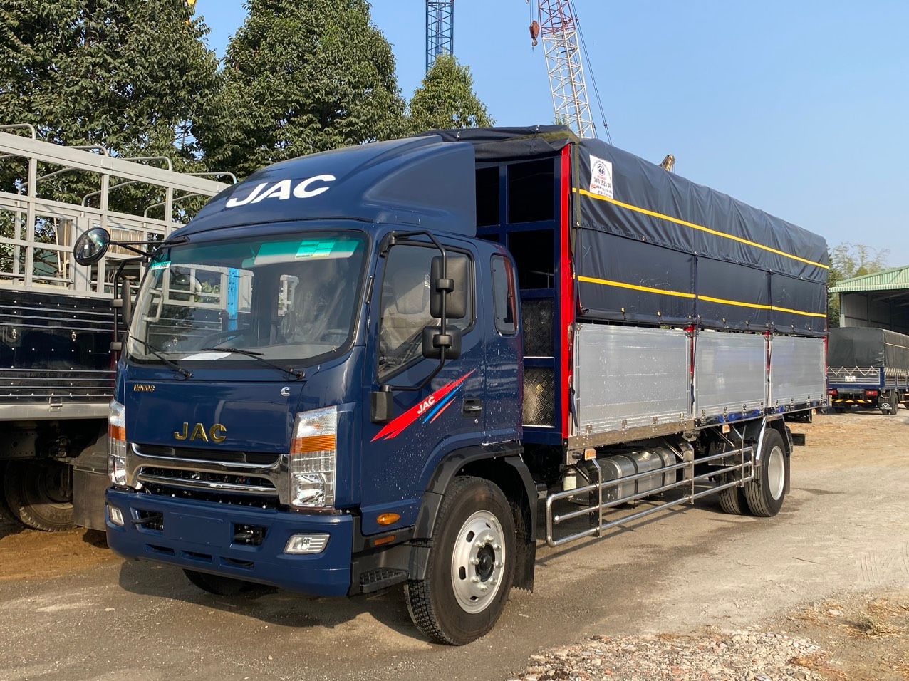 XE JAC N900S 9,1 TẤN THÙNG BỬNG NHÔM