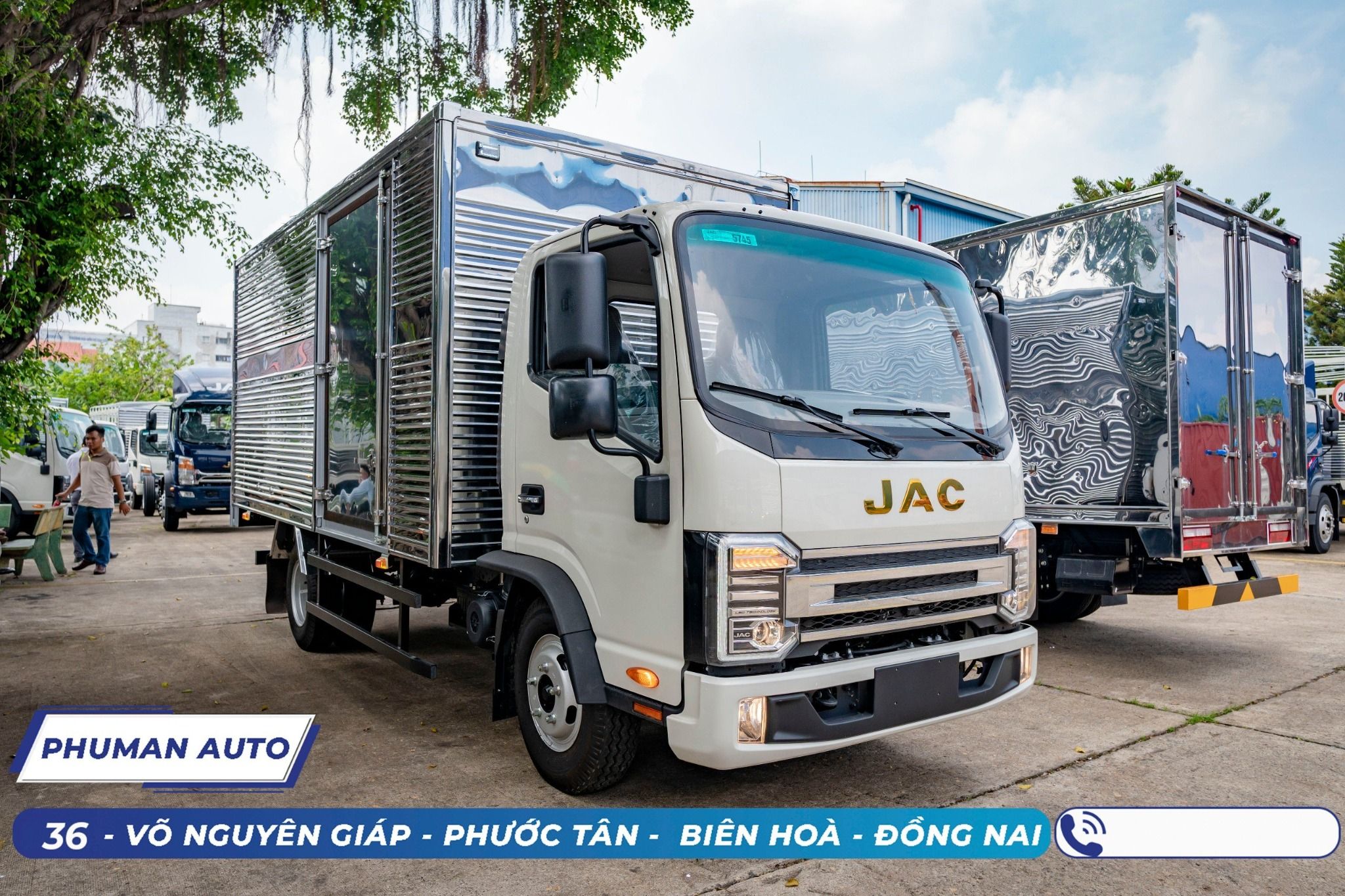 XE TẢI JAC N200S 1T9 THÙNG KÍN 4.4 MÉT