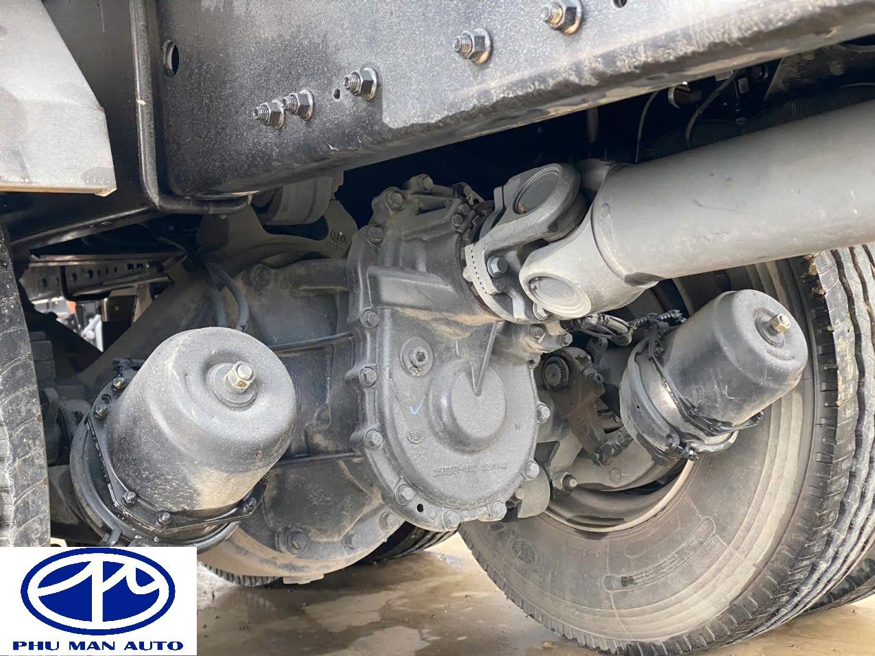 (New) XE TẢI FAW 4 CHÂN JH6 370HP NHẬP KHẨU