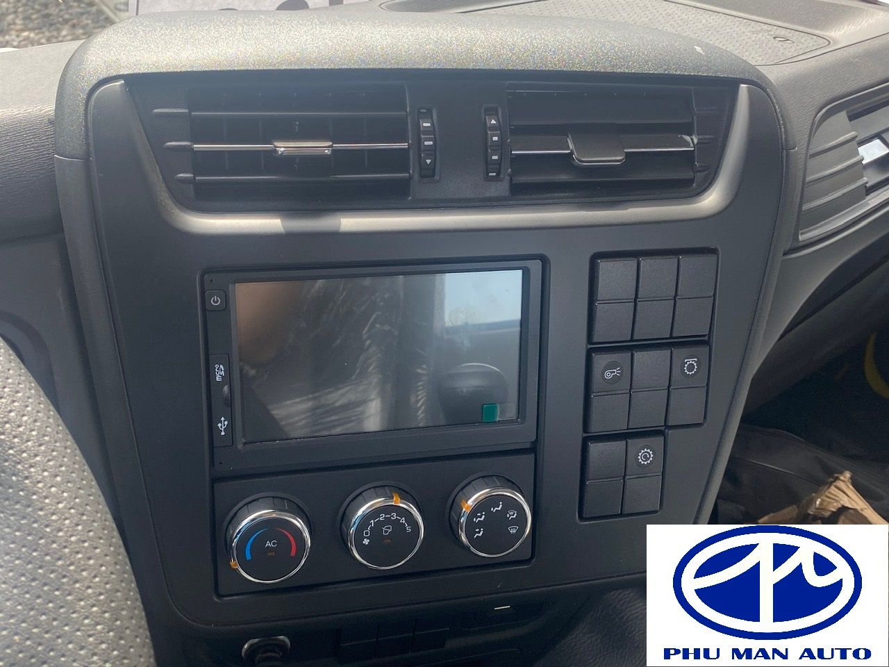 (New) XE TẢI DONGFENG KR180 9 TẤN THÙNG DÀI 8M4 - CABIN MỚI EURO 5