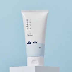 Round Lab Sữa rửa mặt 1025 Dokdo Cleanser 150ml