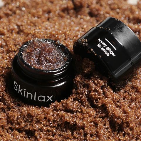 Skinlax Tẩy da chết môi Honey Ginger Lip Scrub 20g