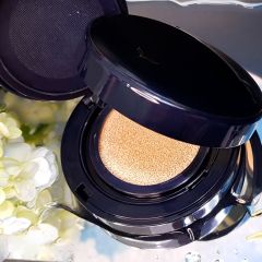 FOX Phấn nước Shinning Cushion Foundation SPF50+++ BF001 (15g)