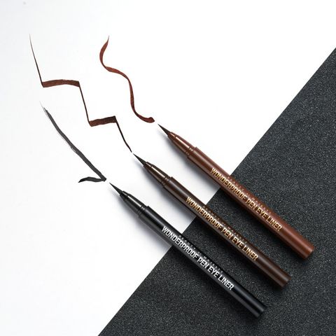 Kẻ mắt nước BOM wonderproof Pen Eye Liner