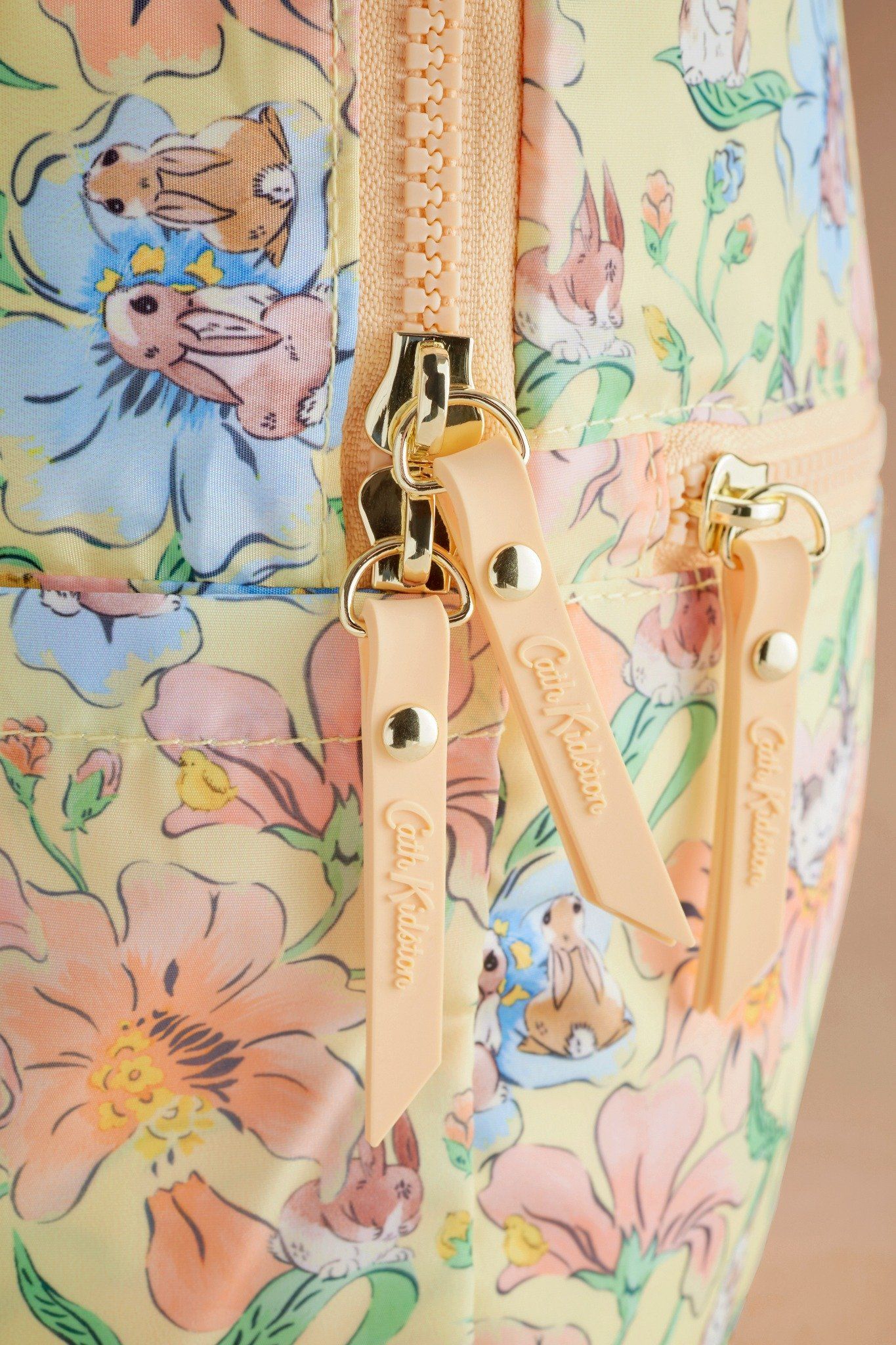 Ba lô/Backpack - Bunnies Floral - Yellow - AA2187