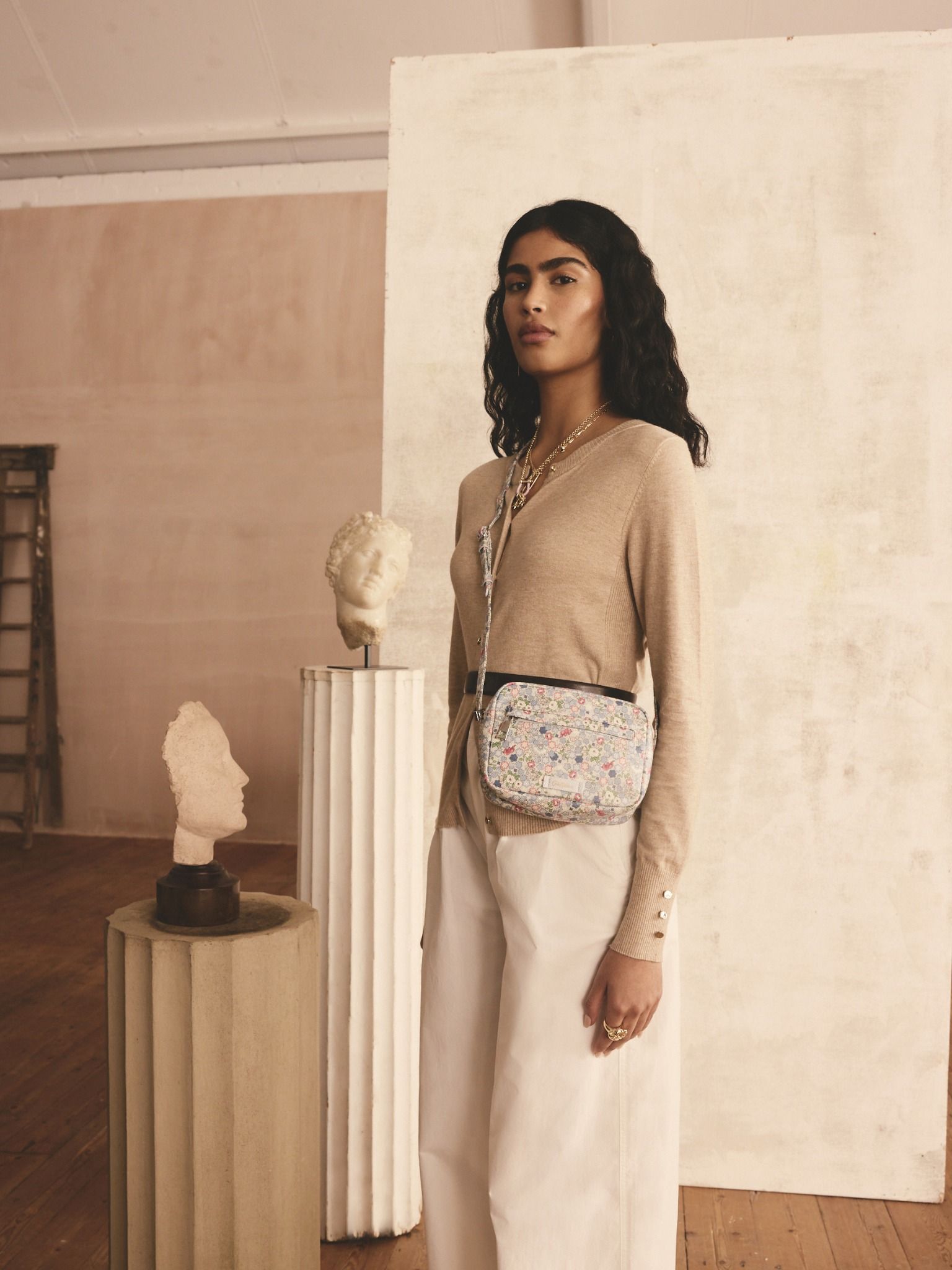 Túi đeo chéo/Crossbody - Dreamers Ditsy - Blue - AA2480