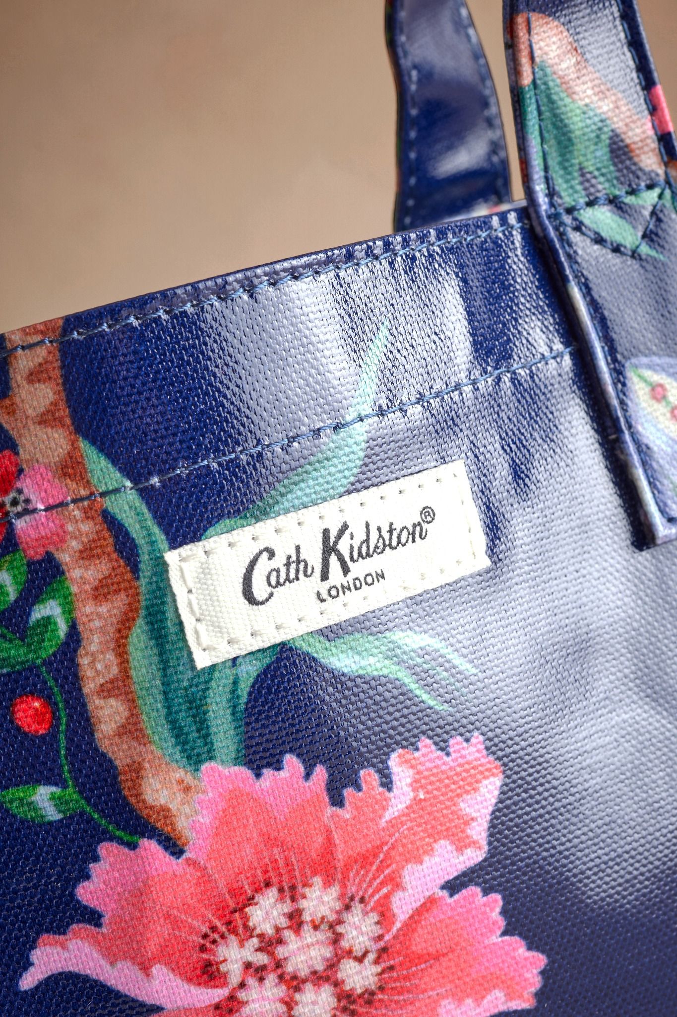 Túi đeo tay/Bookbag - Birds - Navy - AA4013