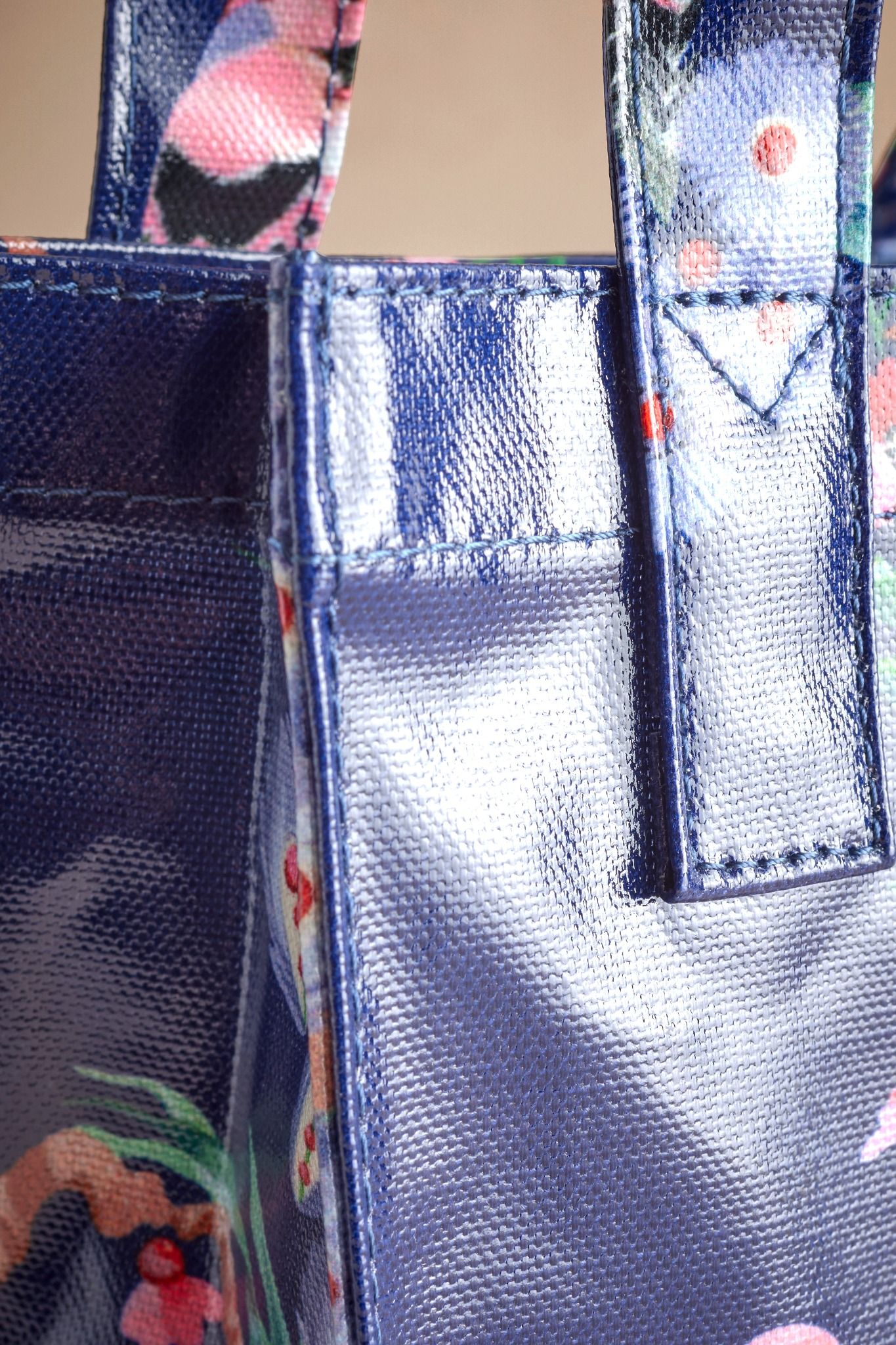 Túi đeo tay/Bookbag - Birds - Navy - AA4013