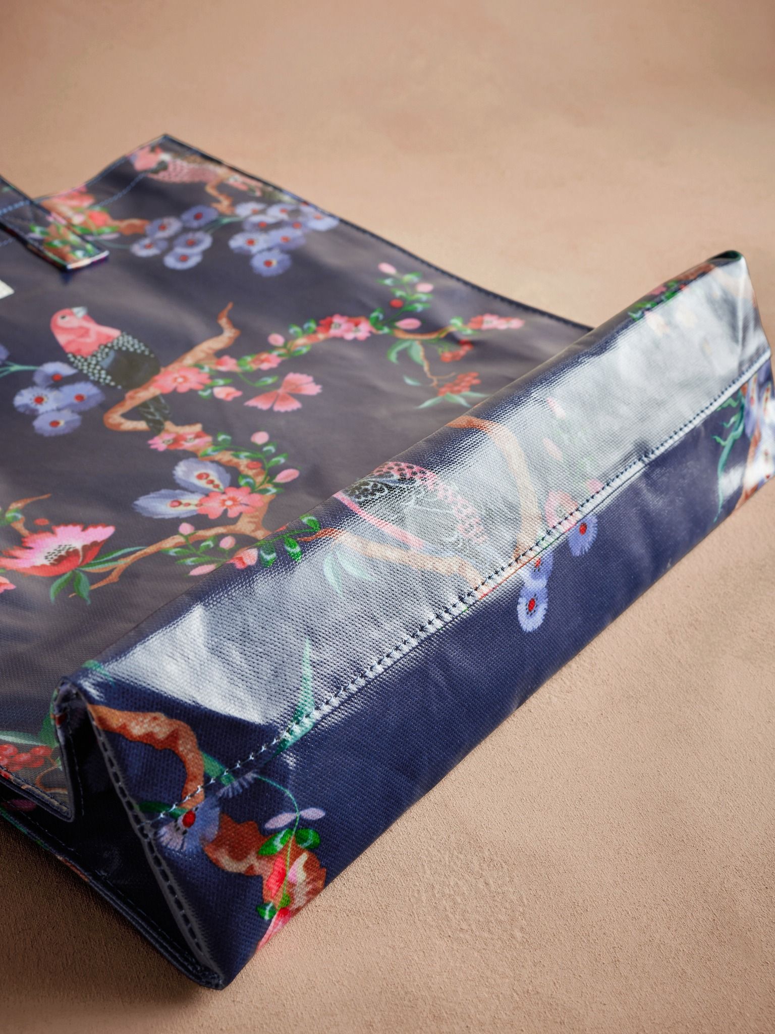 Túi đeo tay/Bookbag - Birds - Navy - AA4021