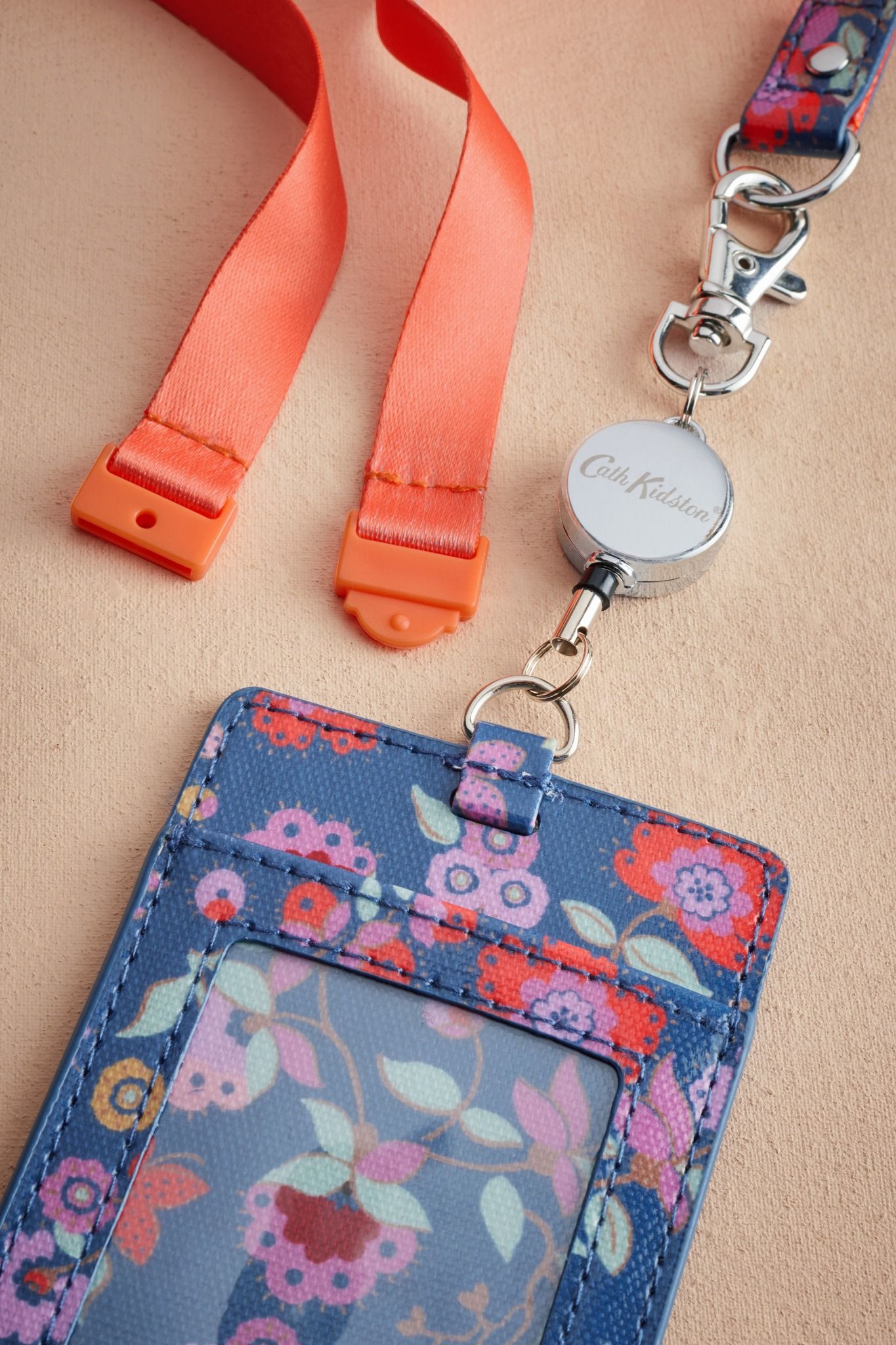 Thẻ đeo/Lanyard - Lace Petals - Navy - AA4300