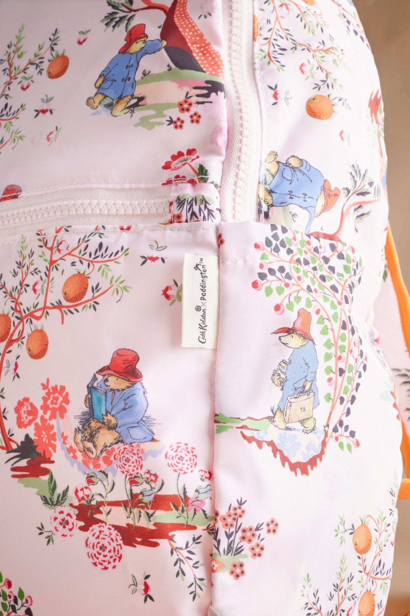 Ba lô/Backpack - Paddington Oranges - Ecru - AA4733