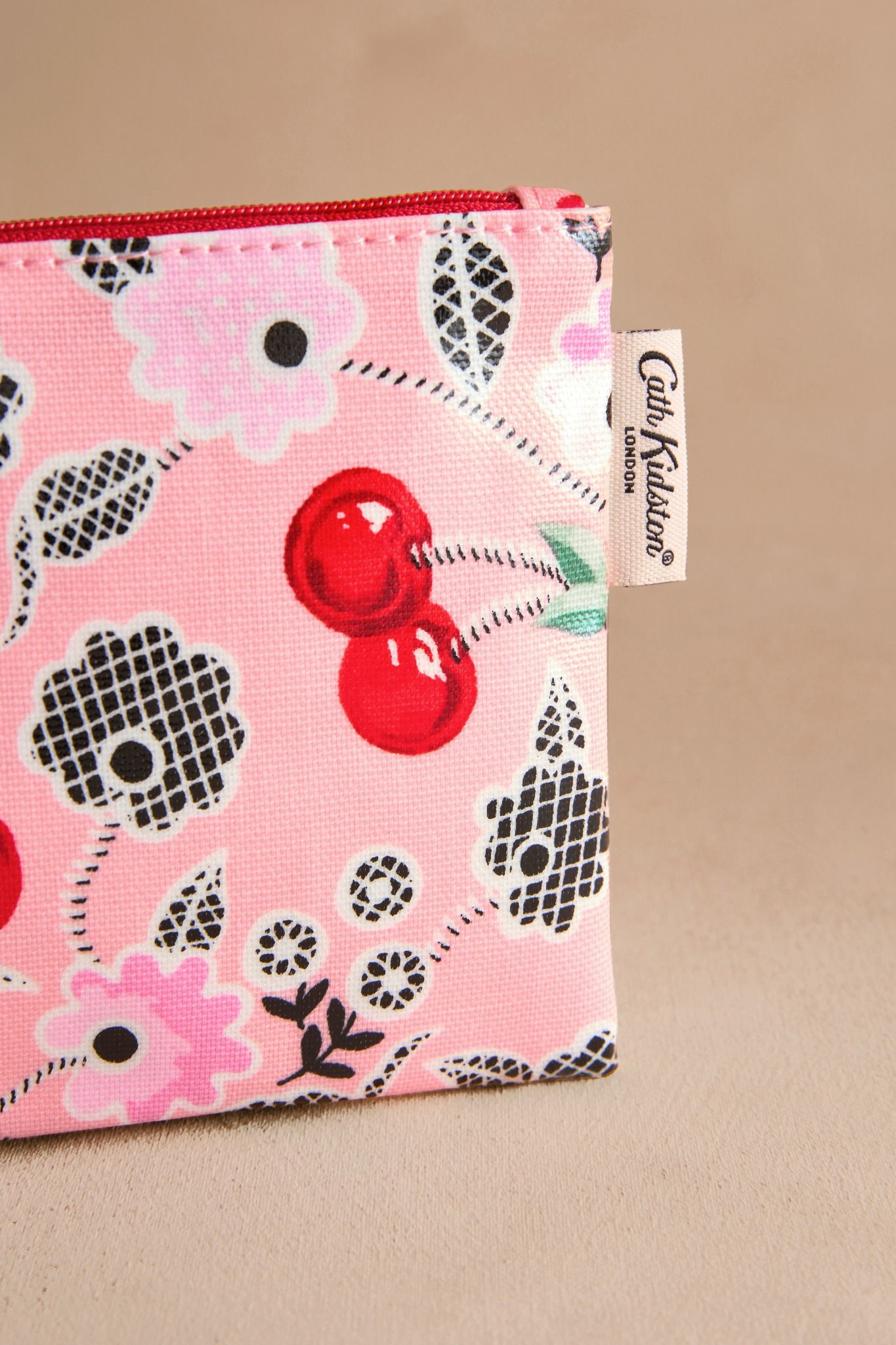 Ví/Purse & Wallets - Cherry Bunches - Pink - AW1731