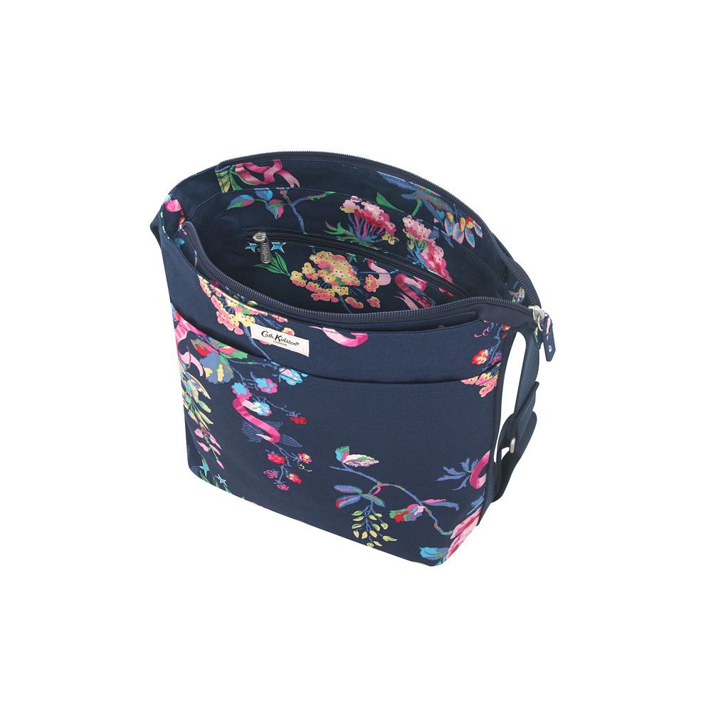 Túi đeo chéo/MFS Zipped Messenger Bag - New Birds and Roses - Navy