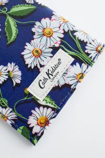 Ví đựng hộ chiếu/Passport Cover - Daisy - navy