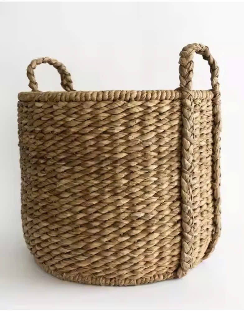 Lafos HandiCraft- Woven water hyacinth baskets with handles